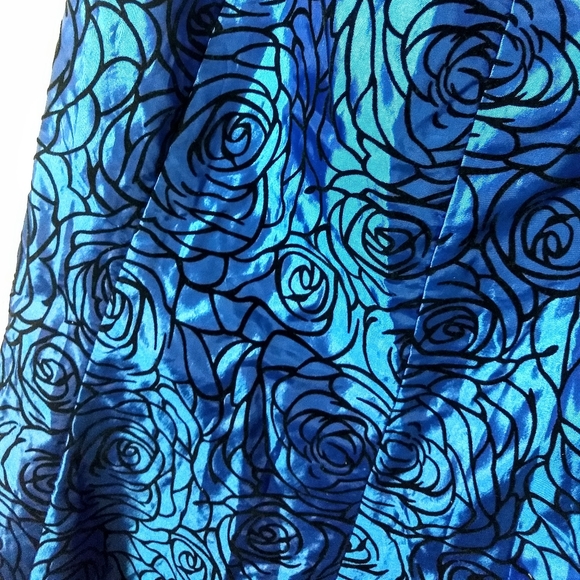 Ever Pretty Strapless Blue Floor Length Ball Gown - Picture 5 of 6